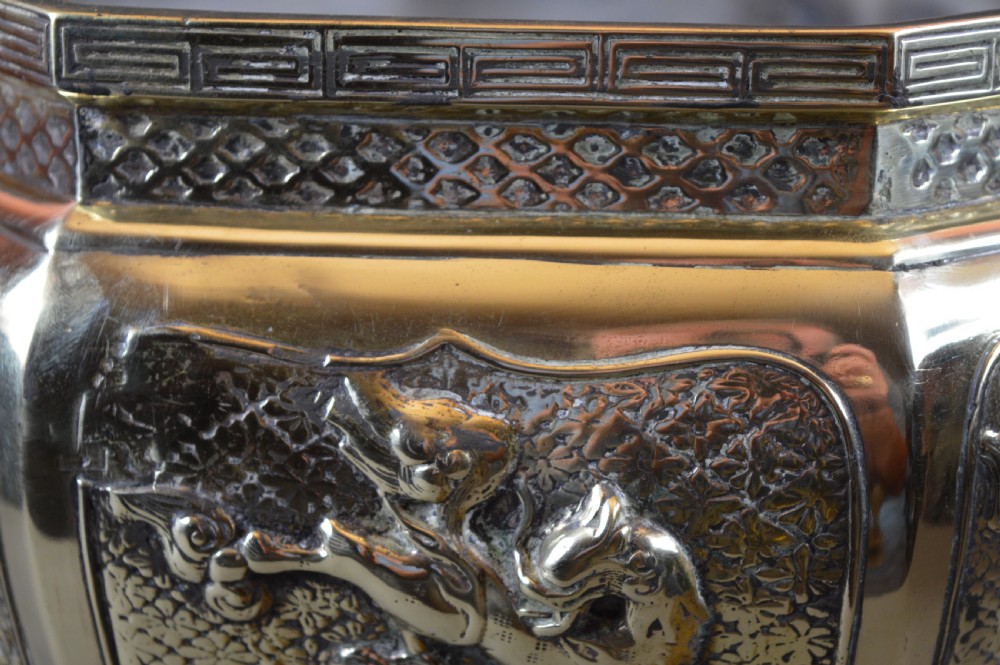 Large (7kg) Chinese/Sino-Tibetan Bowl/Jardiniere, c1880 View IV