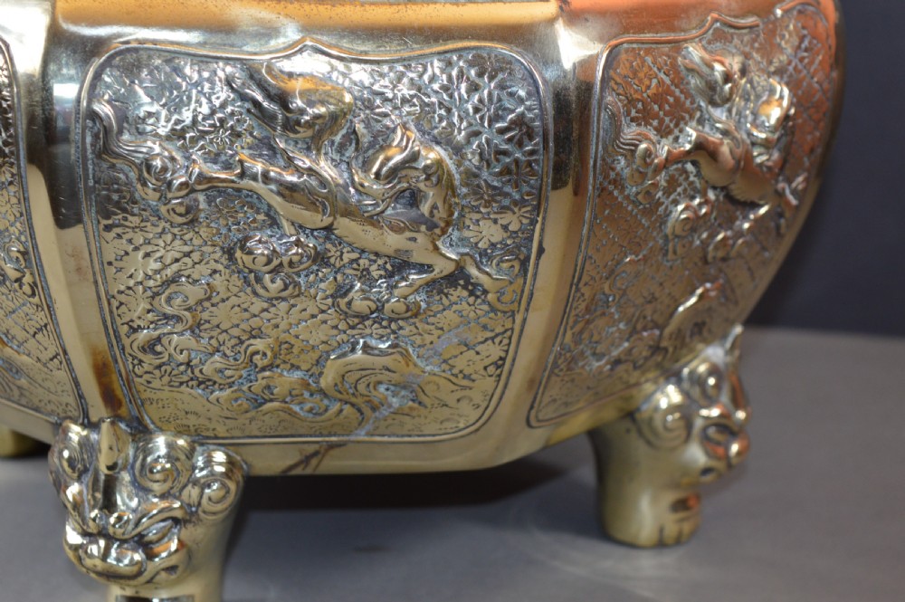 Large (7kg) Chinese/Sino-Tibetan Bowl/Jardiniere, c1880 View VII