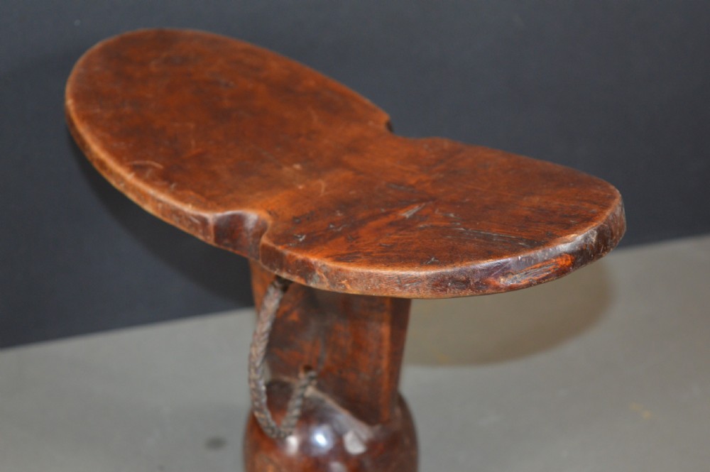African Ethiopian Hand Carved Head Rest, c1890 View VII