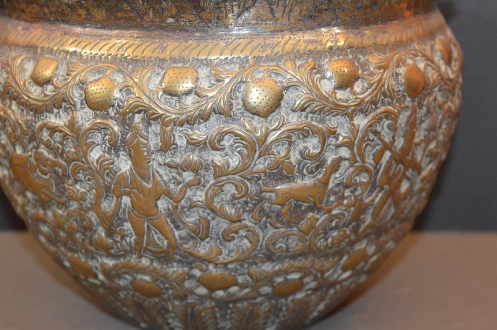 Large (1kg) Indian Brass Bowl / Jardinière, c1890 View II