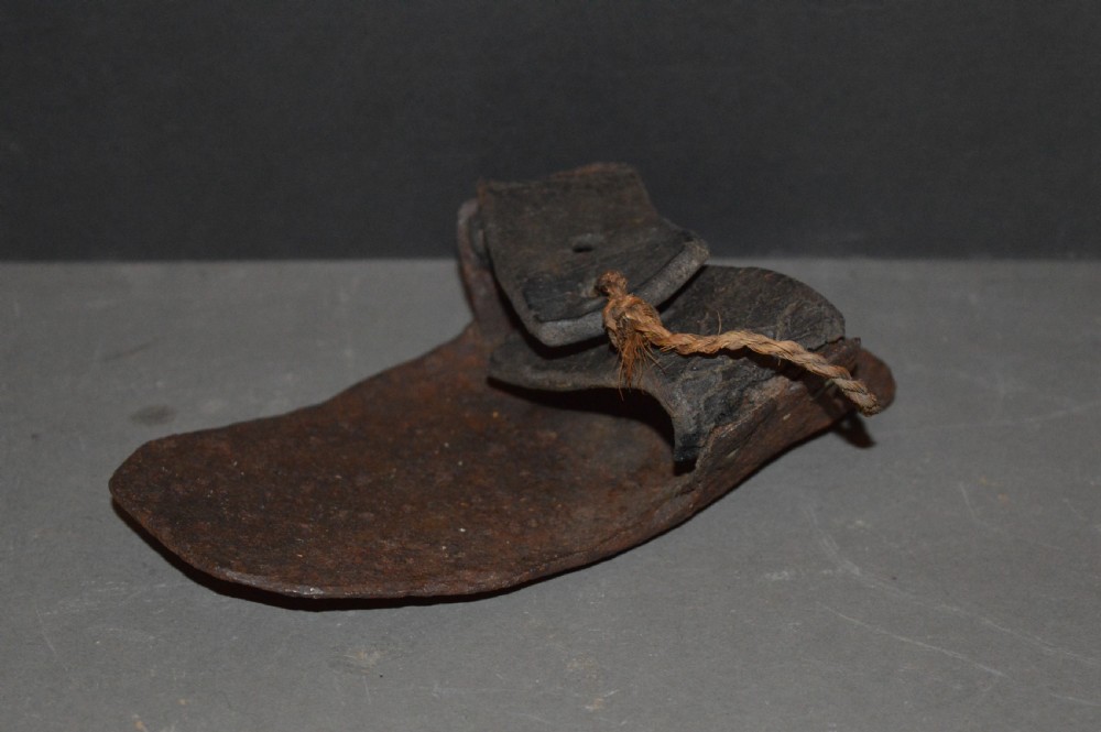 Irish Iron Childs Peat Cutters Overshoe,c1720 View VI