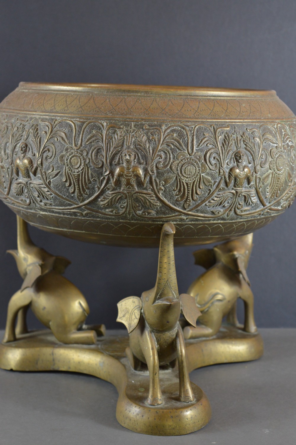 Large (8.5kg) Indian Brass/Bronze Bowl On Stand,c1880 View IV