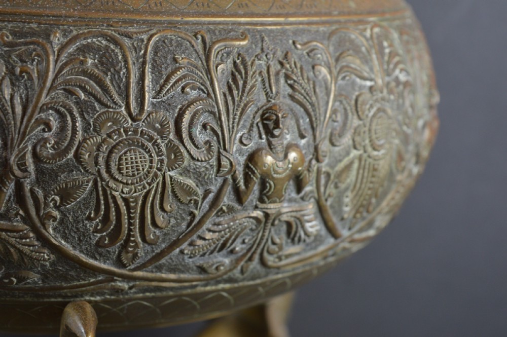 Large (8.5kg) Indian Brass/Bronze Bowl On Stand,c1880 View VIII