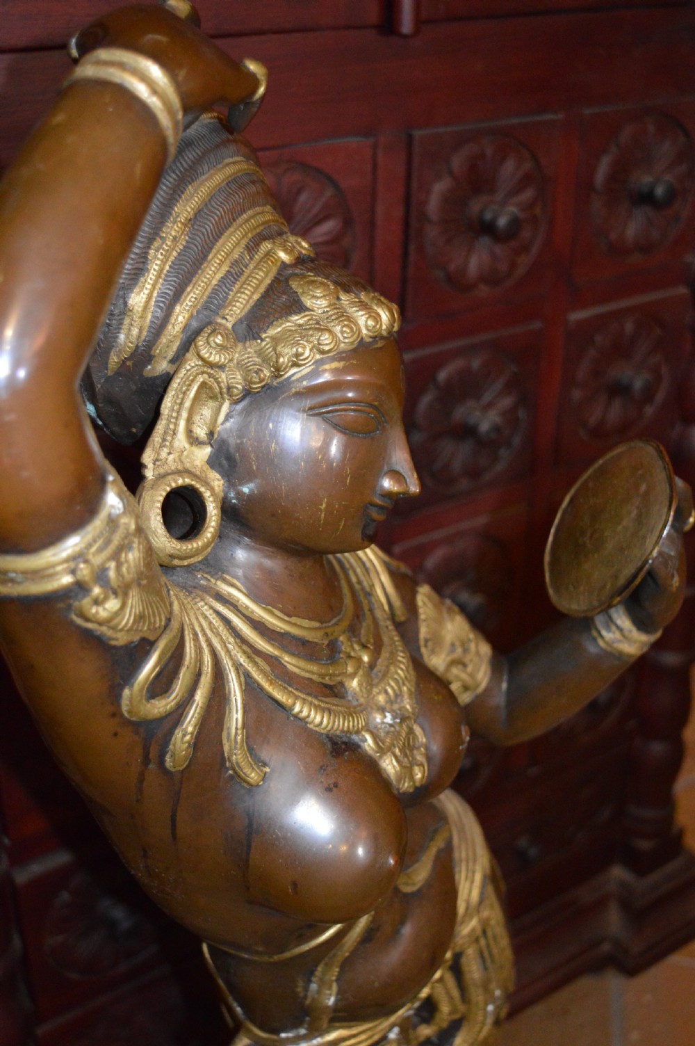 Large (104cm) Indian Bronze Statue Hindu Goddess, c1880 View VII