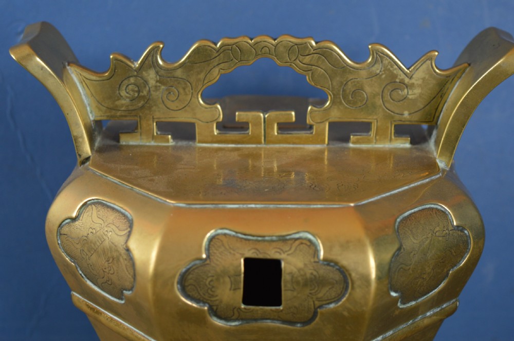 Large Chinese Bronze Container, c1880 View II