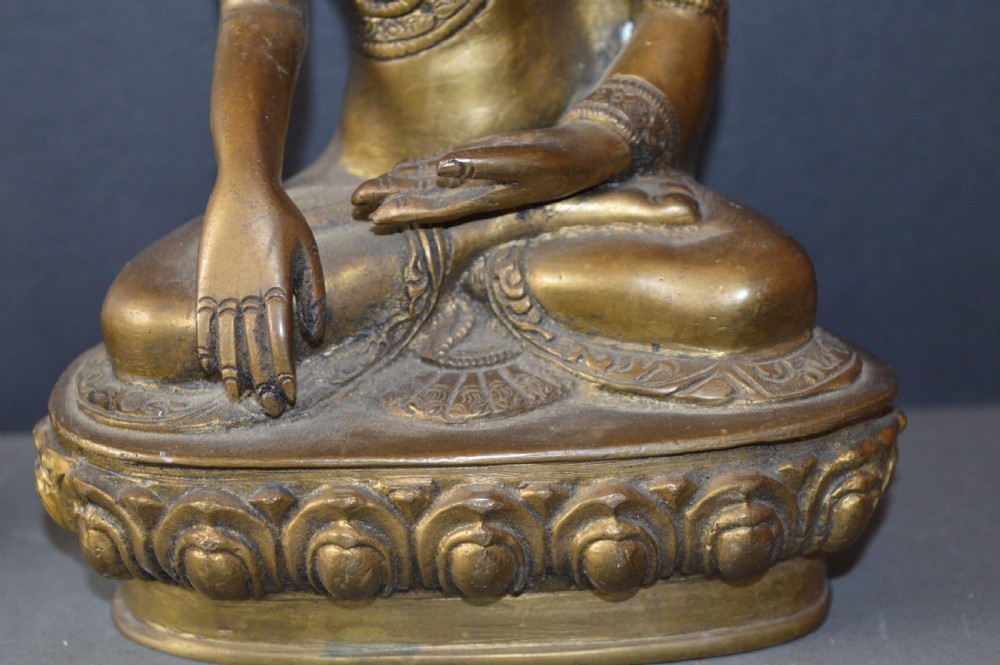 Fine Tibetan Bronze Seated Buddha,c1920 View II