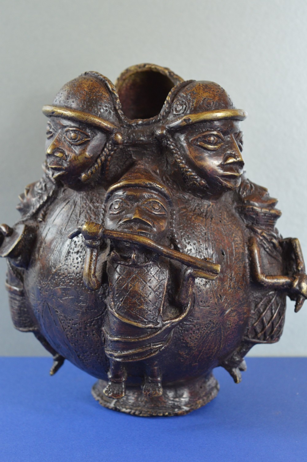 Large (2.5kg) African Benin Bronze Ceremonial Pot,c1920 View V