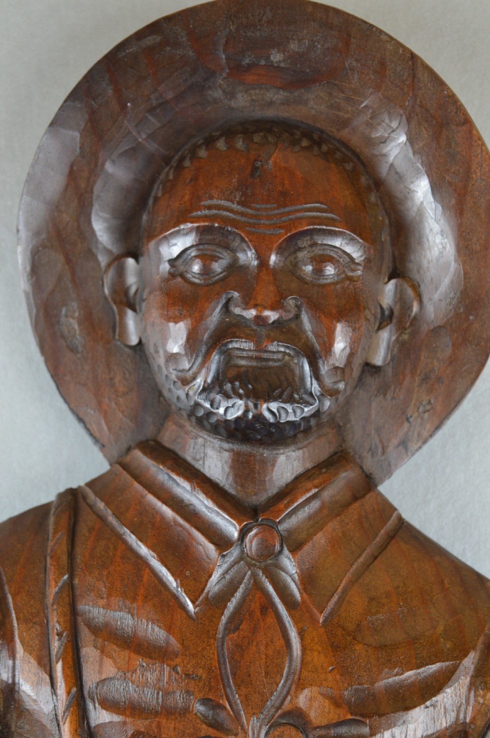 Large (80cm) Black Forest Carved Wall hangiong,c1890 View II