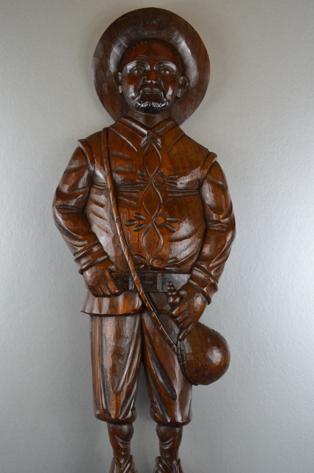 Large (80cm) Black Forest Carved Wall hangiong,c1890 View IX