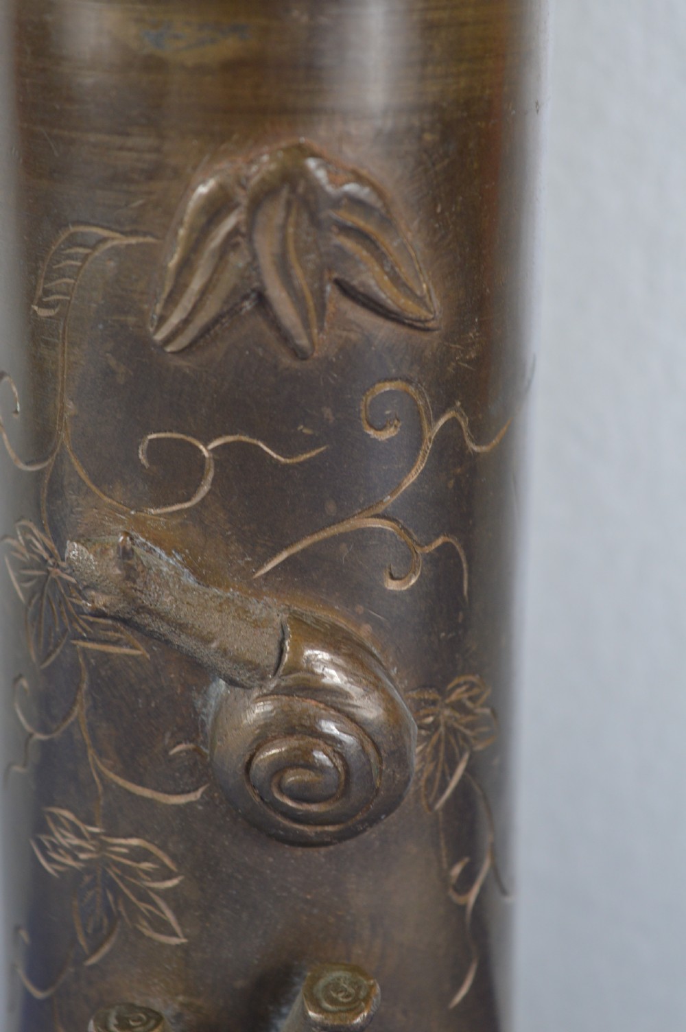 Large (21cm) Chinese Bronze Brush Pot/Vase, c1890 View II