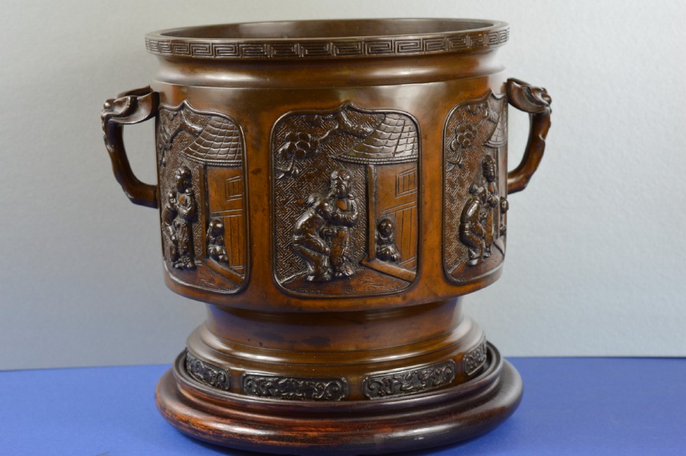 Large (7kg) Japanese Bronze Bowl/Censer, c1870 View II