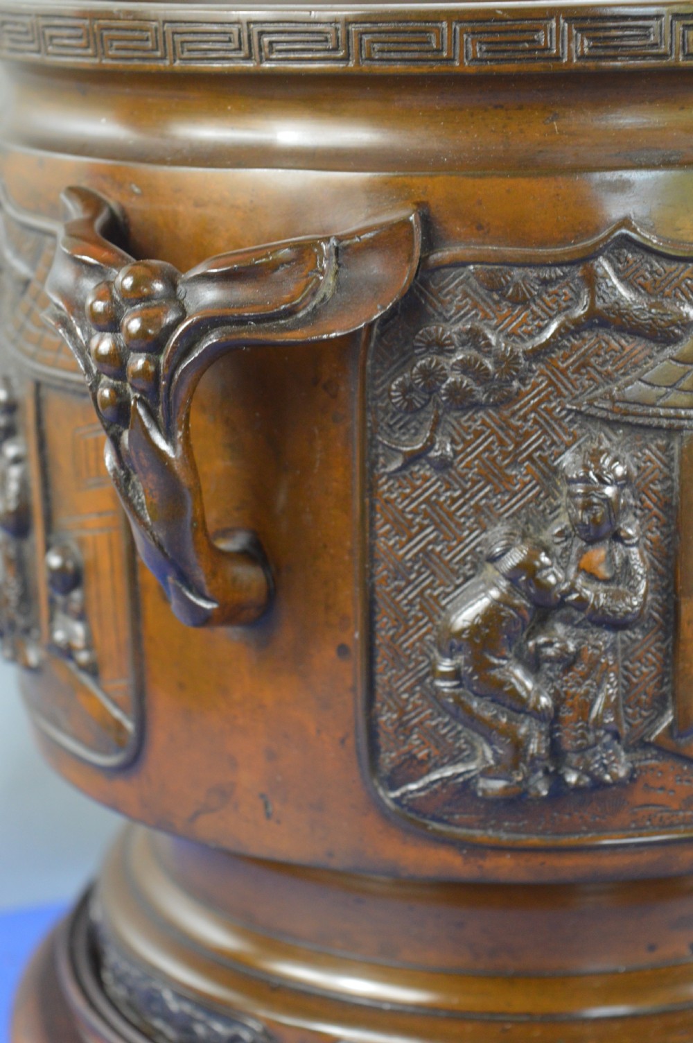 Large (7kg) Japanese Bronze Bowl/Censer, c1870 View VIII