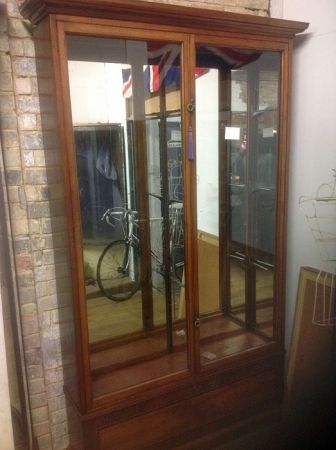 Lovely Walnut Mirrored Display Cabinet