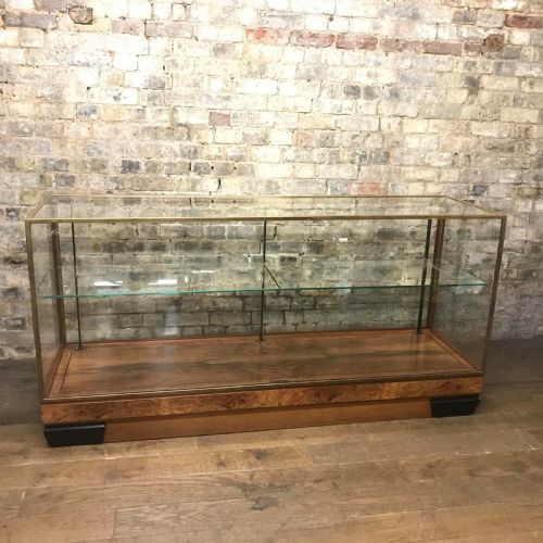 Antique Brass Shopfitting