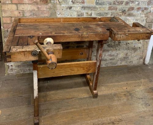 Work Bench
