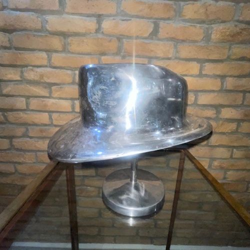 
1930s Aluminium Hat(5)