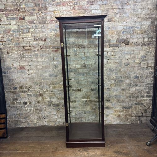 1930s Mahogany Cabinet
