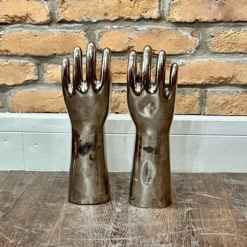 ALUMINIUM GLOVE MOULDS - ADDITIONAL PHOTO 1