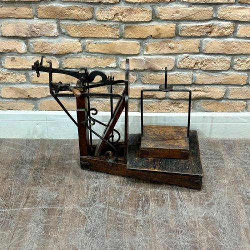 1900s Weighing Scales