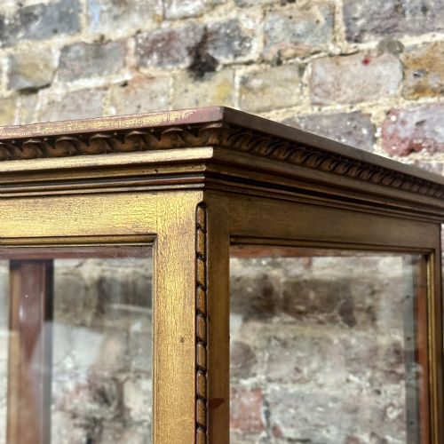GOLD LEAFED SHOP DISPLAY CABINET - ADDITIONAL PHOTO 1