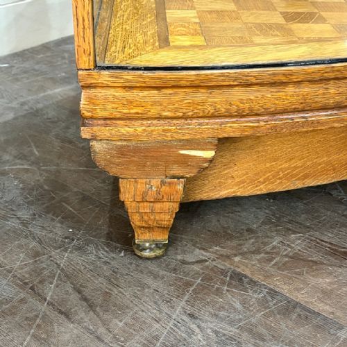 fig 1. 1920s Bow Shop Display Counter

