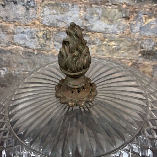 1900S CUT GLASS AND BRONZE LIGHT FITTING - ADDITIONAL PHOTO 2