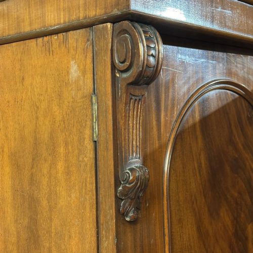 MAHOGANY LINEN PRESS HOUSEKEEPER'S CUPBOARD - ADDITIONAL PHOTO 2