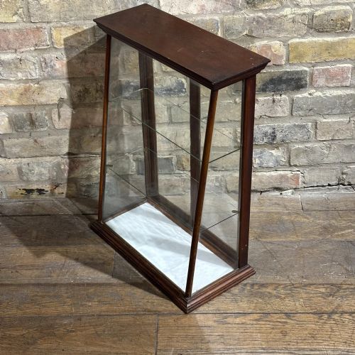 ANTIQUE COUNTERTOP SHOP DISPLAY CABINET