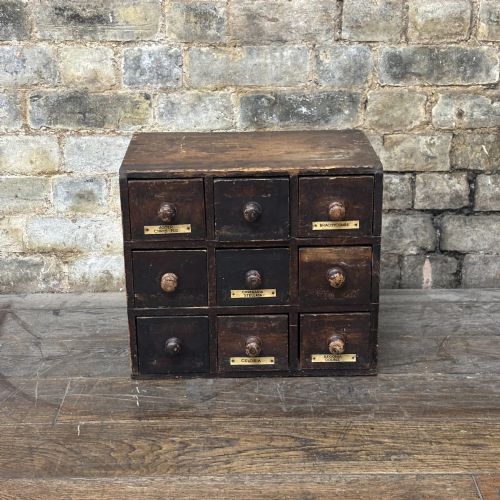 1900S ENGLISH FLORIST'S SEED CHEST