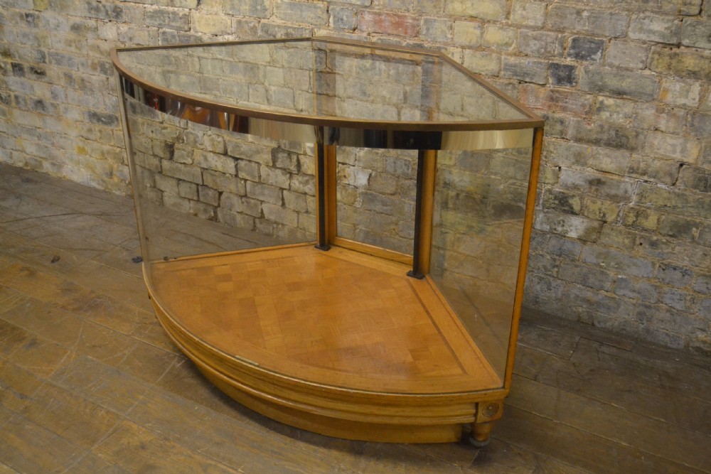 1920s Bow Glass and Bronze Shop Display Counter View II
