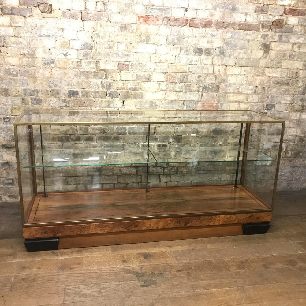 Antique Brass Shopfitting
