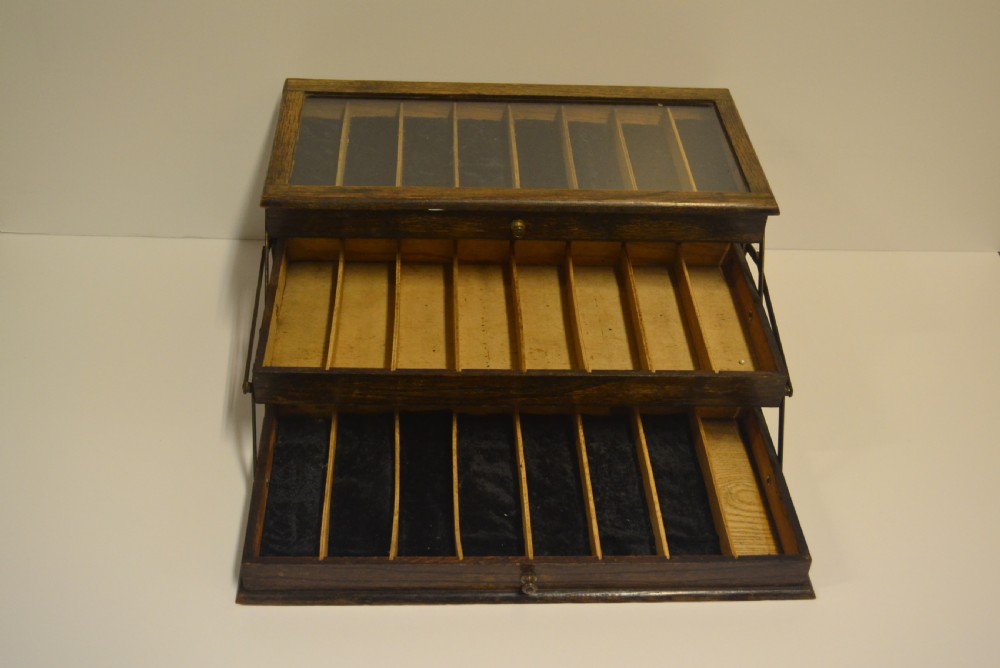 1920s Oak Silko Box View III