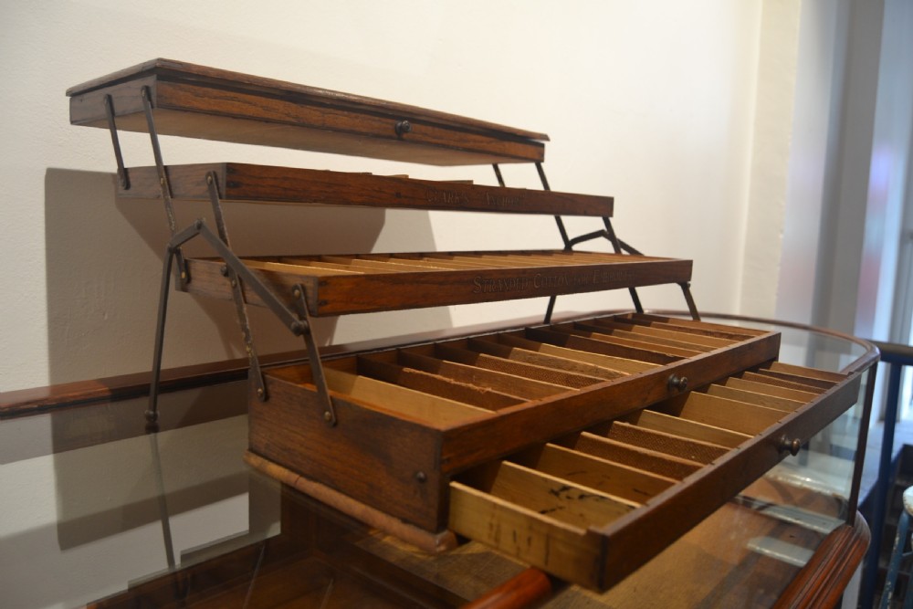 Original Anchor Cotton Box View V
