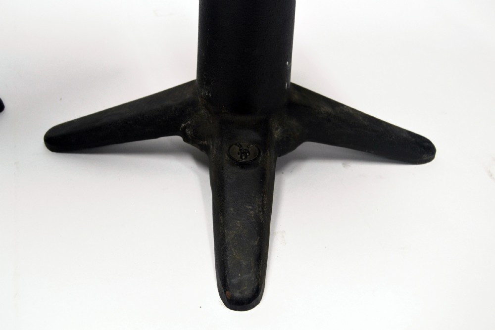 Round Singer Chairs View III