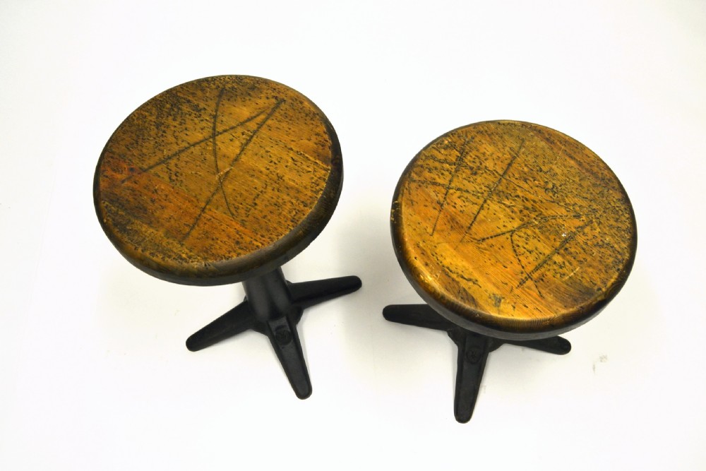 Round Singer Chairs View IV