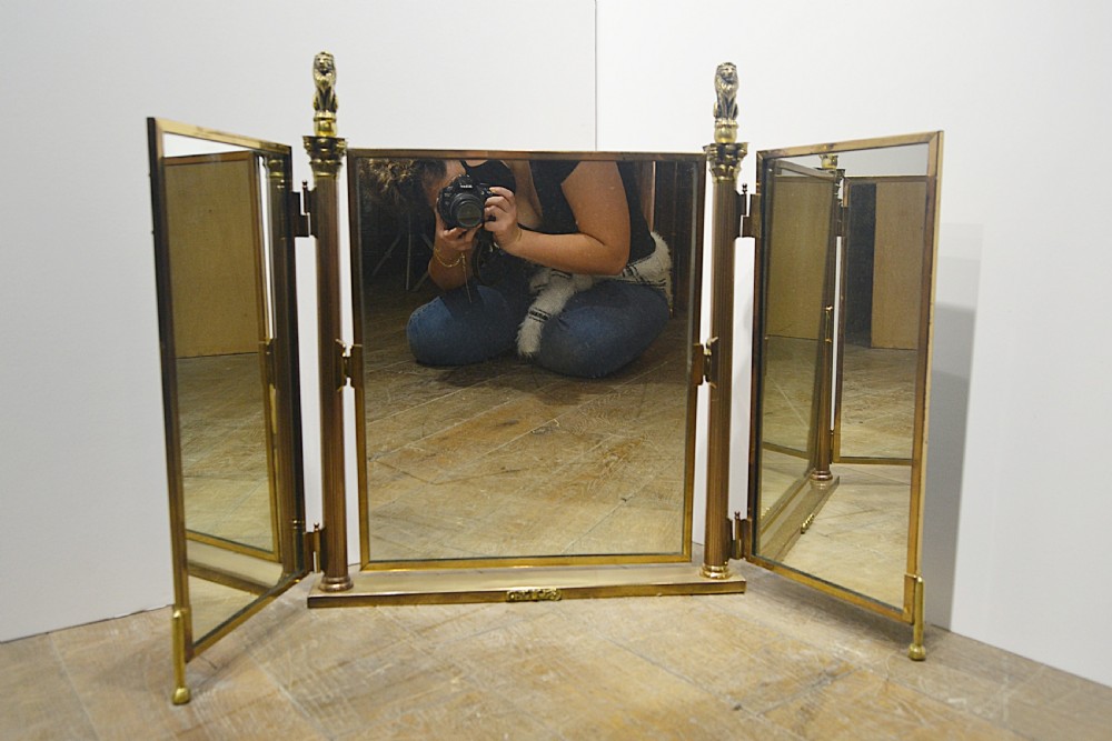 Counter Top Three Fold Mirror
