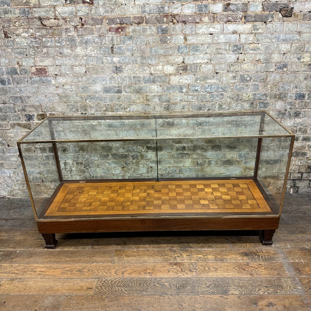1930s BRONZE FRAMED COUNTERS
 View VIII