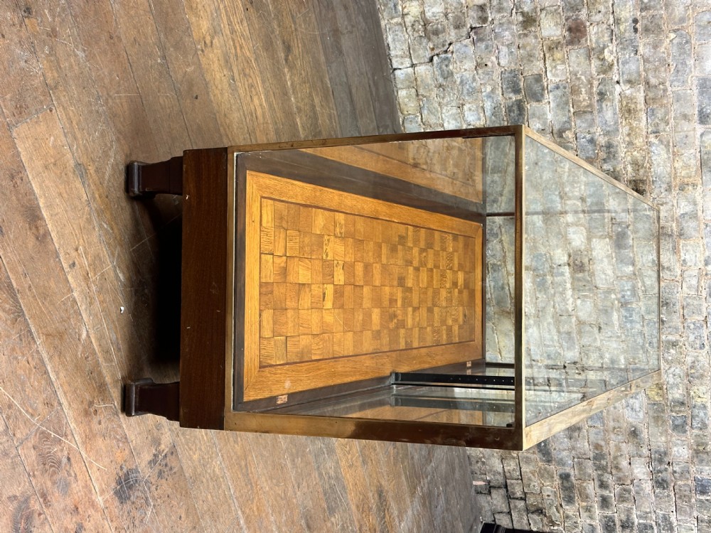 1930s BRONZE FRAMED COUNTERS
 View XIII