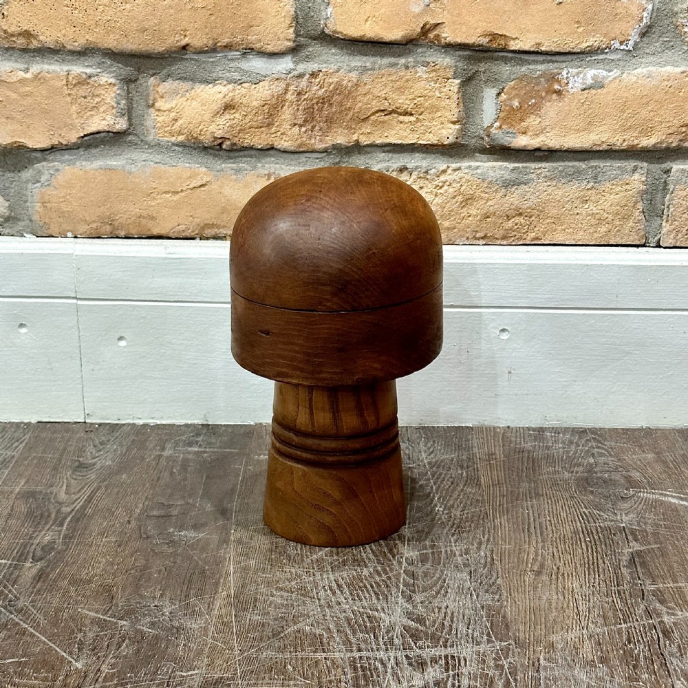 3 SMALL HAT BLOCKS View V