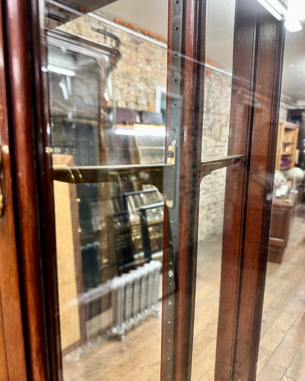 VICTORIAN MAHOGANY DISPLAY SHOP CABINET View VI