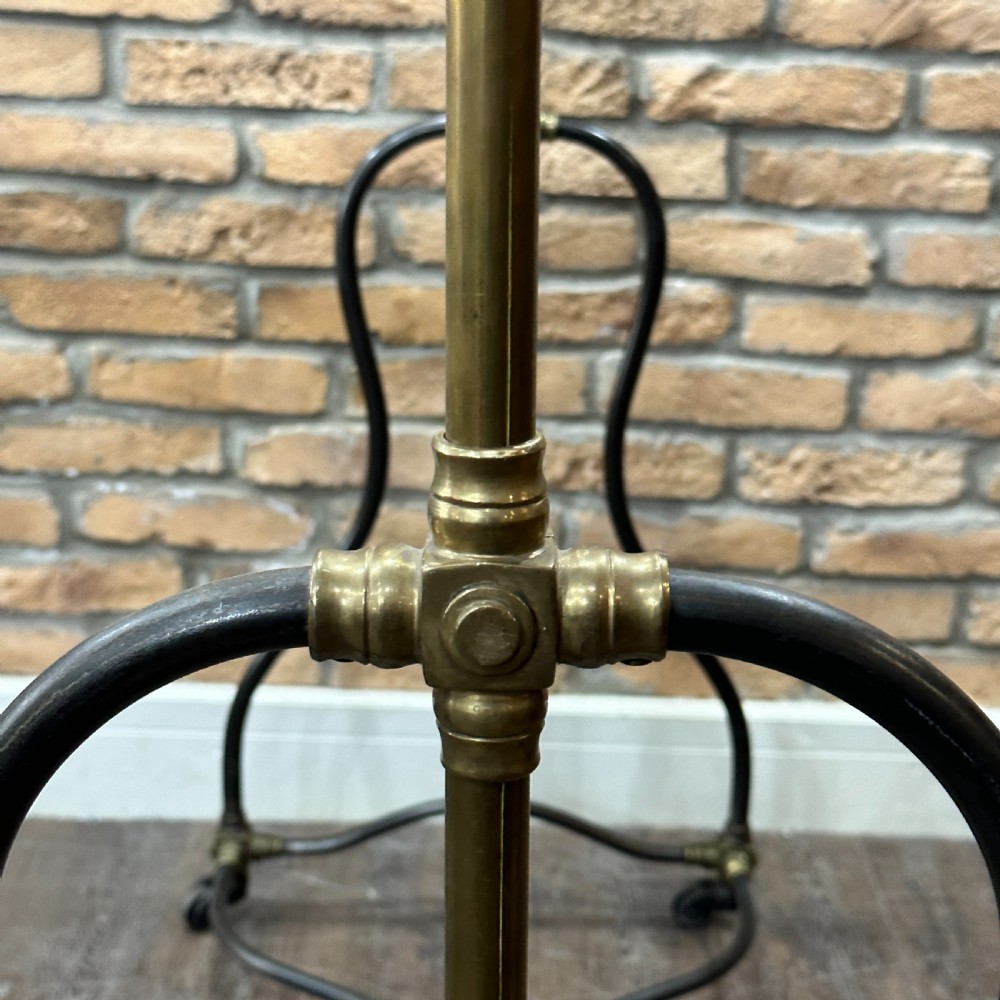 LARGE ANTIQUE HANGING RAIL
 View IV