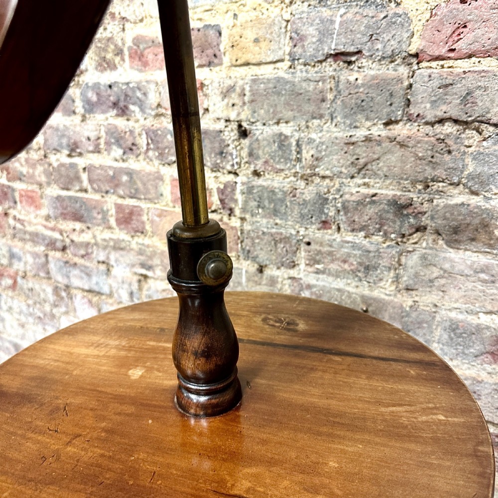 GENTLEMAN'S DRESSING STAND WITH MIRROR View III