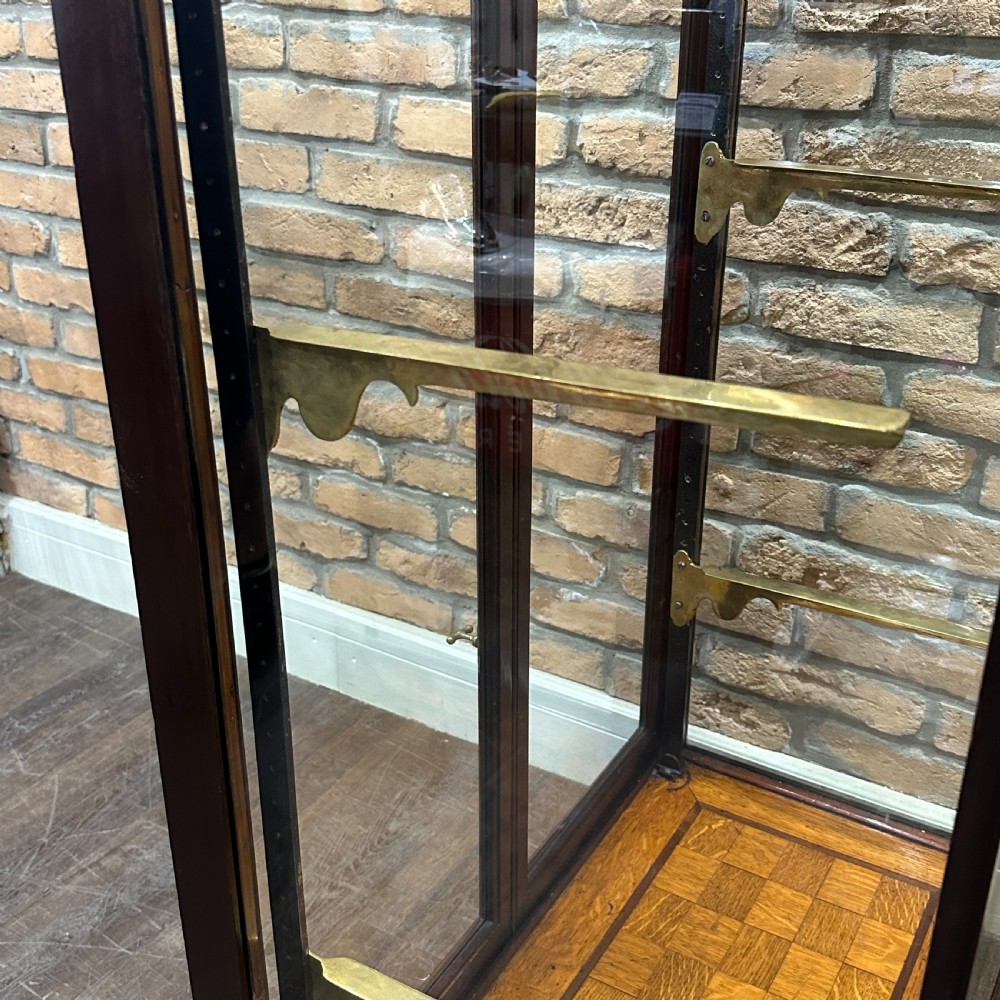 1920s MAHOGANY SHOP DISPLAY CABINET View IV