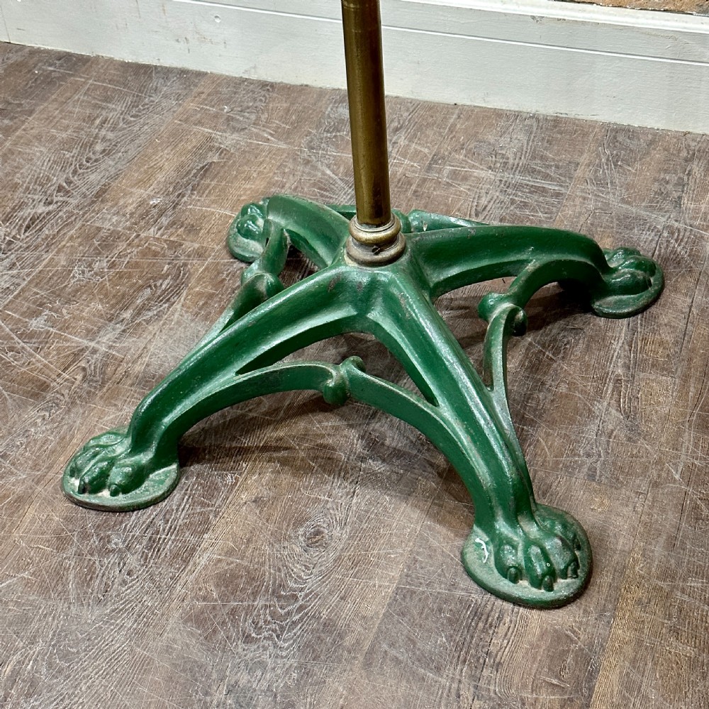 VICTORIAN ROUND CLOTHES RAIL View III