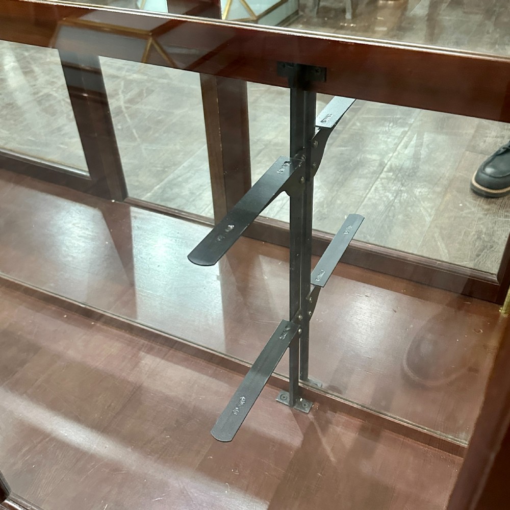 1950s Jewellers Counter View IV