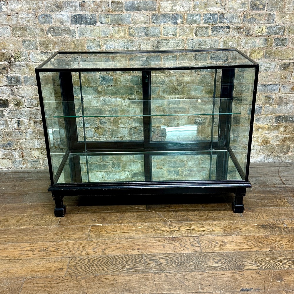 1930s BLACK SHOP DISPLAY COUNTER