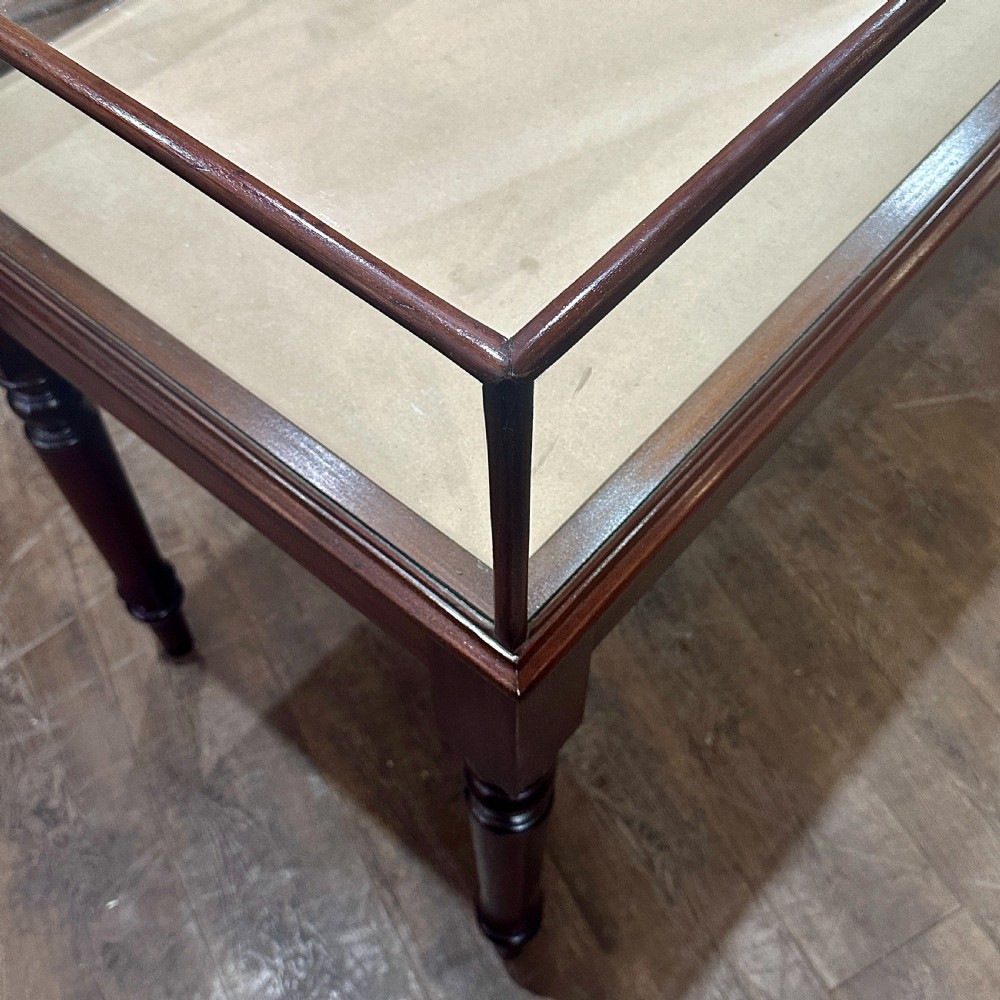 Restored Mahogany Display Counter View V