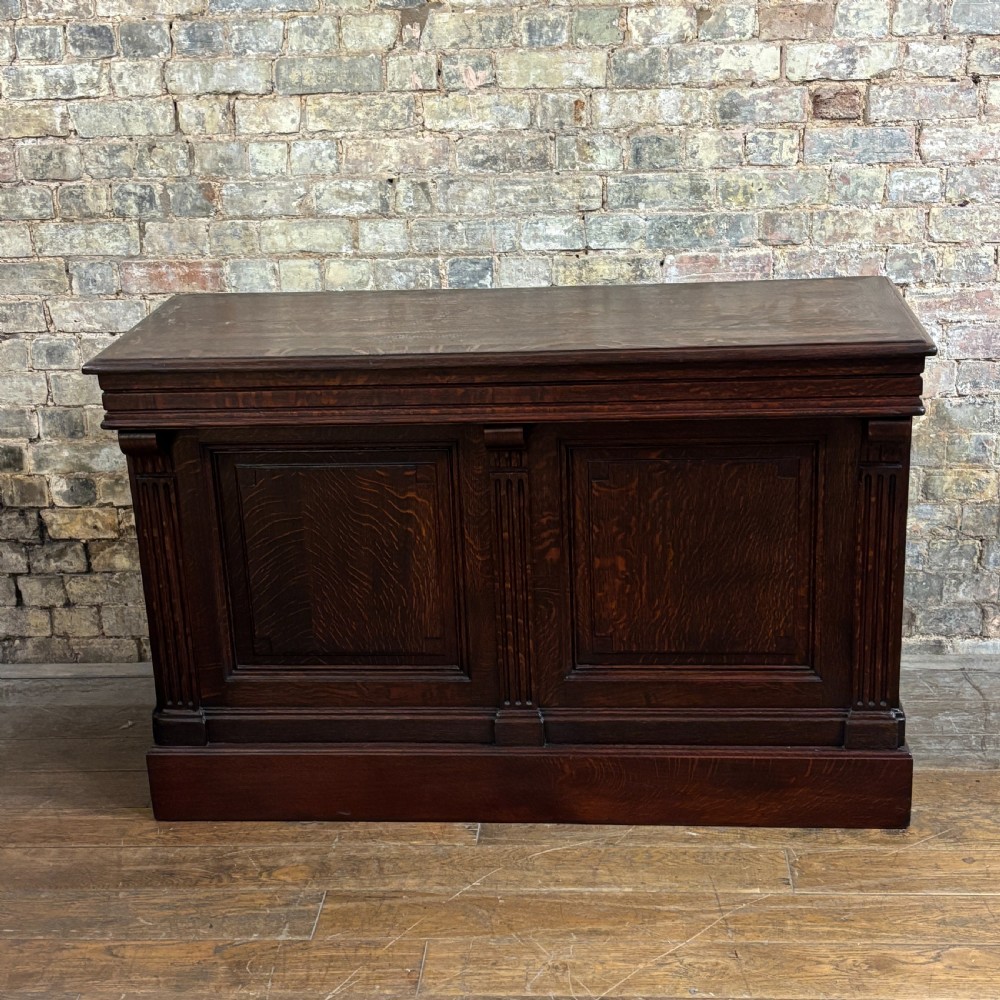 1910s Antique Oak Shop Counter with Drawers
 View VI