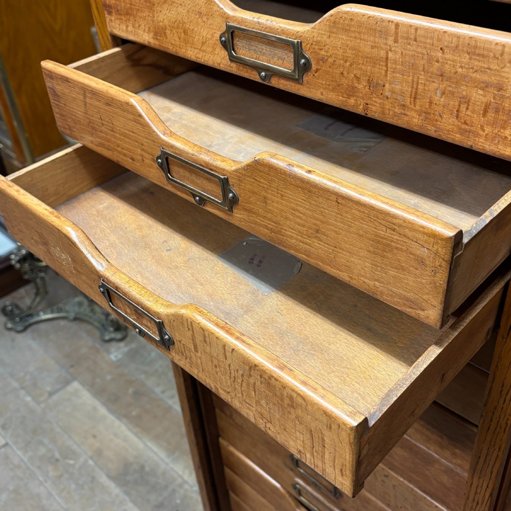 1920s Oak Filing Cabinet
 View VIII