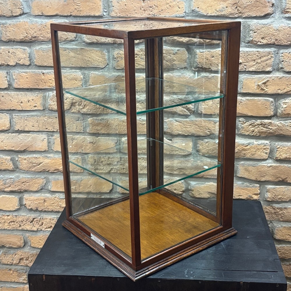 Countertop Shop Display Cabinet by J.C. King Ltd, London